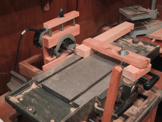 Trebearbeiding maskin med egne hender: detaljert produksjonsbeskrivelse