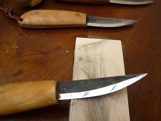 Hva er stolpene for sliping av kniver