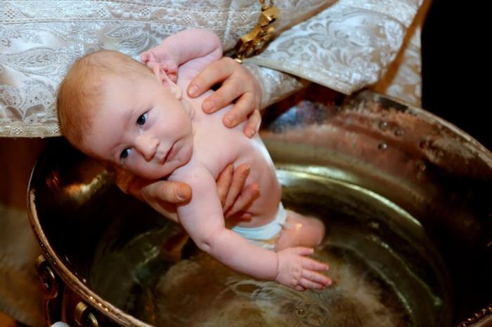 Hva skal gjøres ved dåpen og hva kan ikke gjøres?